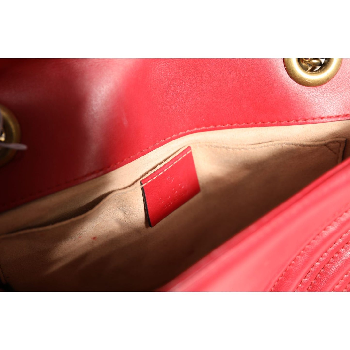 Gucci Marmont Small Shoulder Bag in Rosso Ancora Red Leather