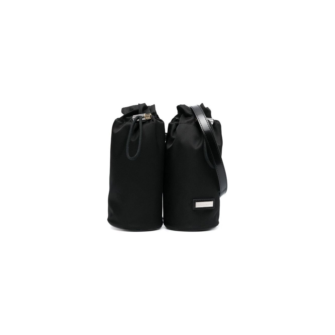 Front view with bag zipped and handles upright.