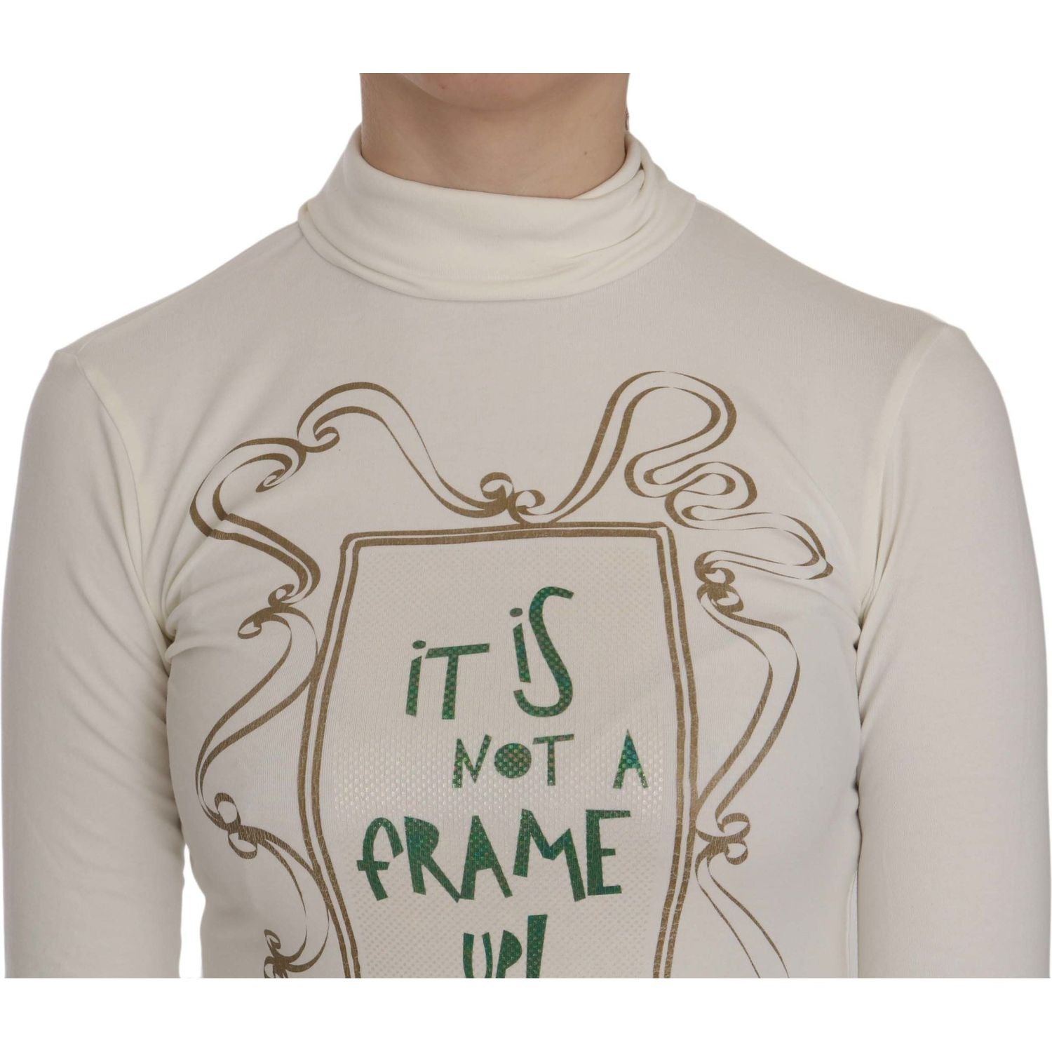 بلوزة إكستي شيك بيضاء مطبوعة برقبة عالية