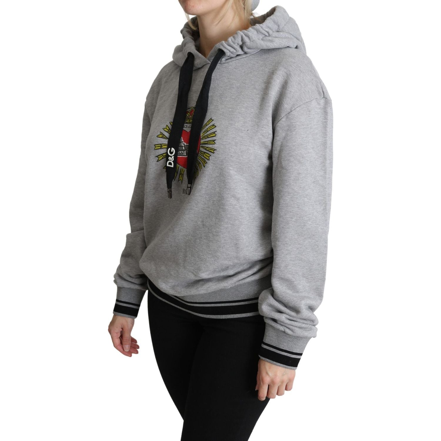 سترة قطنية رمادية بغطاء رأس حصرية من دولتشي آند غابانا