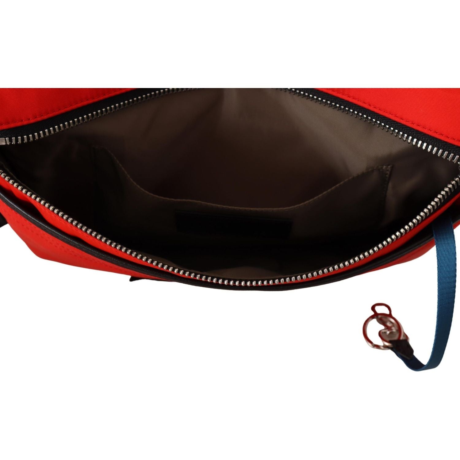 别致的红色和黑色 Downtown 斜挎包