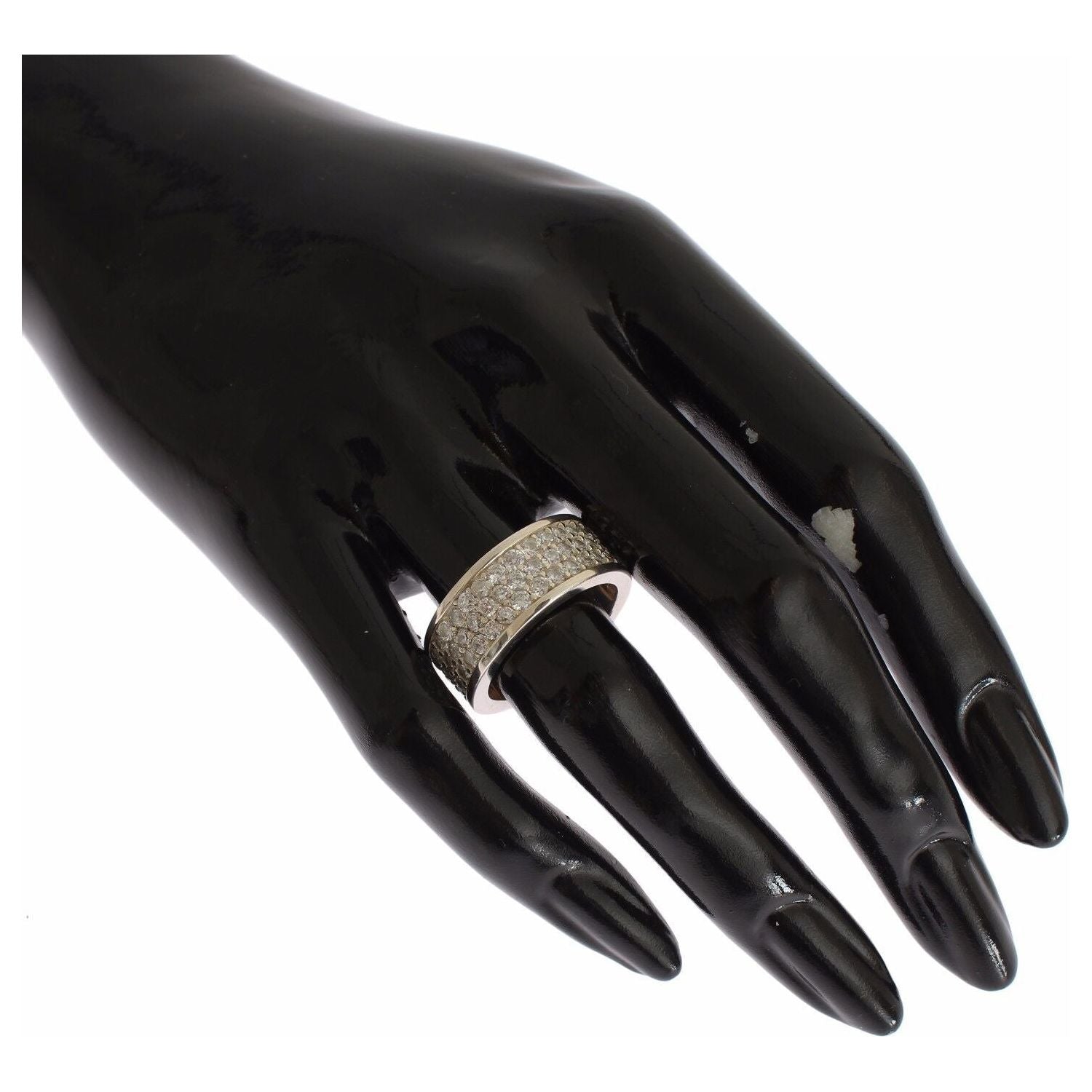 迷人银色 CZ 水晶装饰戒指