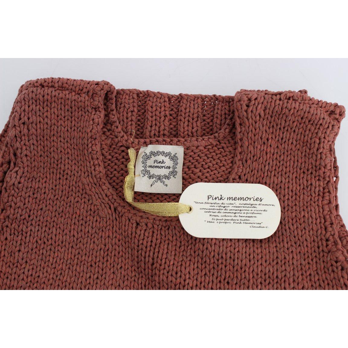 别致的红色无袖针织背心毛衣