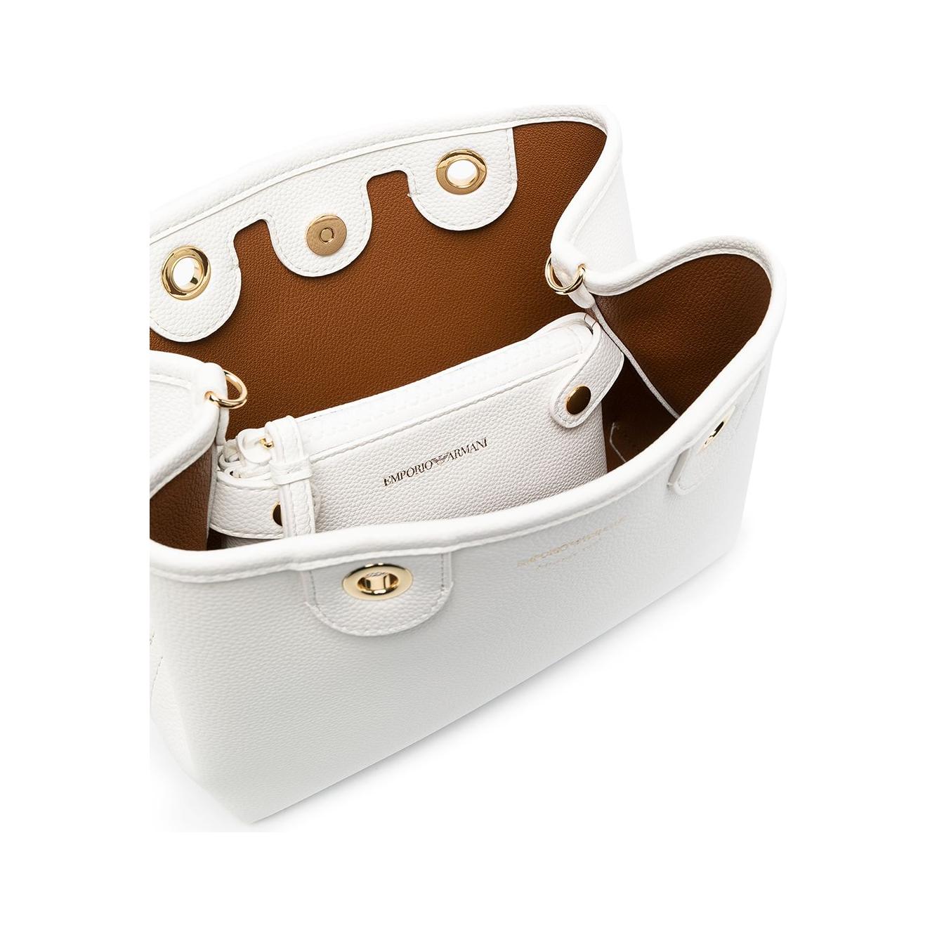 Front view with bag zipped and handles upright.