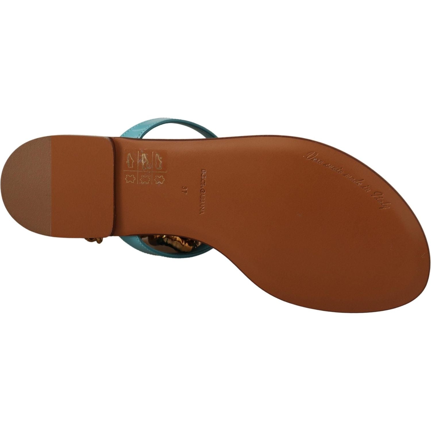 带有爱心图案的别致角斗士平底鞋