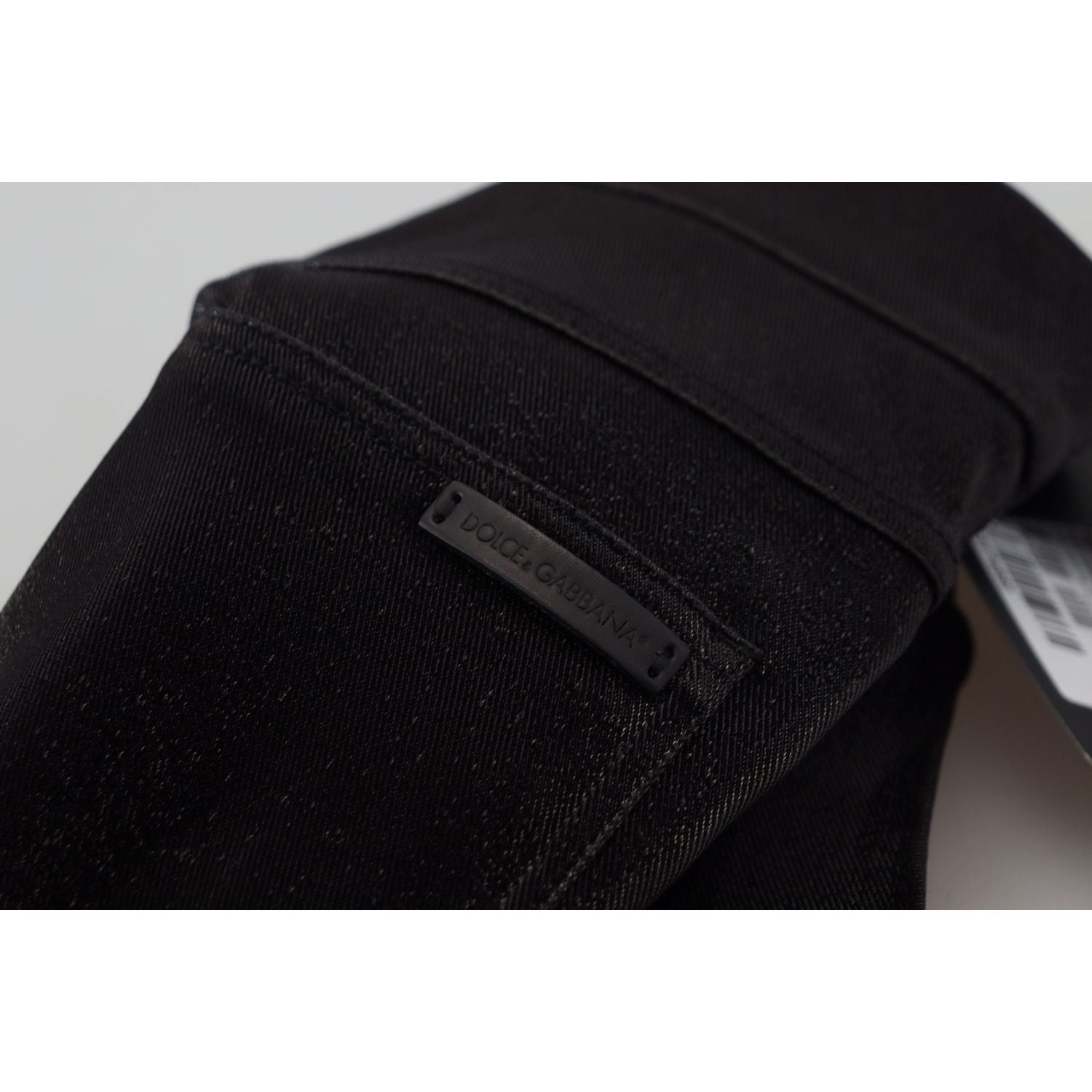 优雅黑色牛仔裤 - 修身剪裁