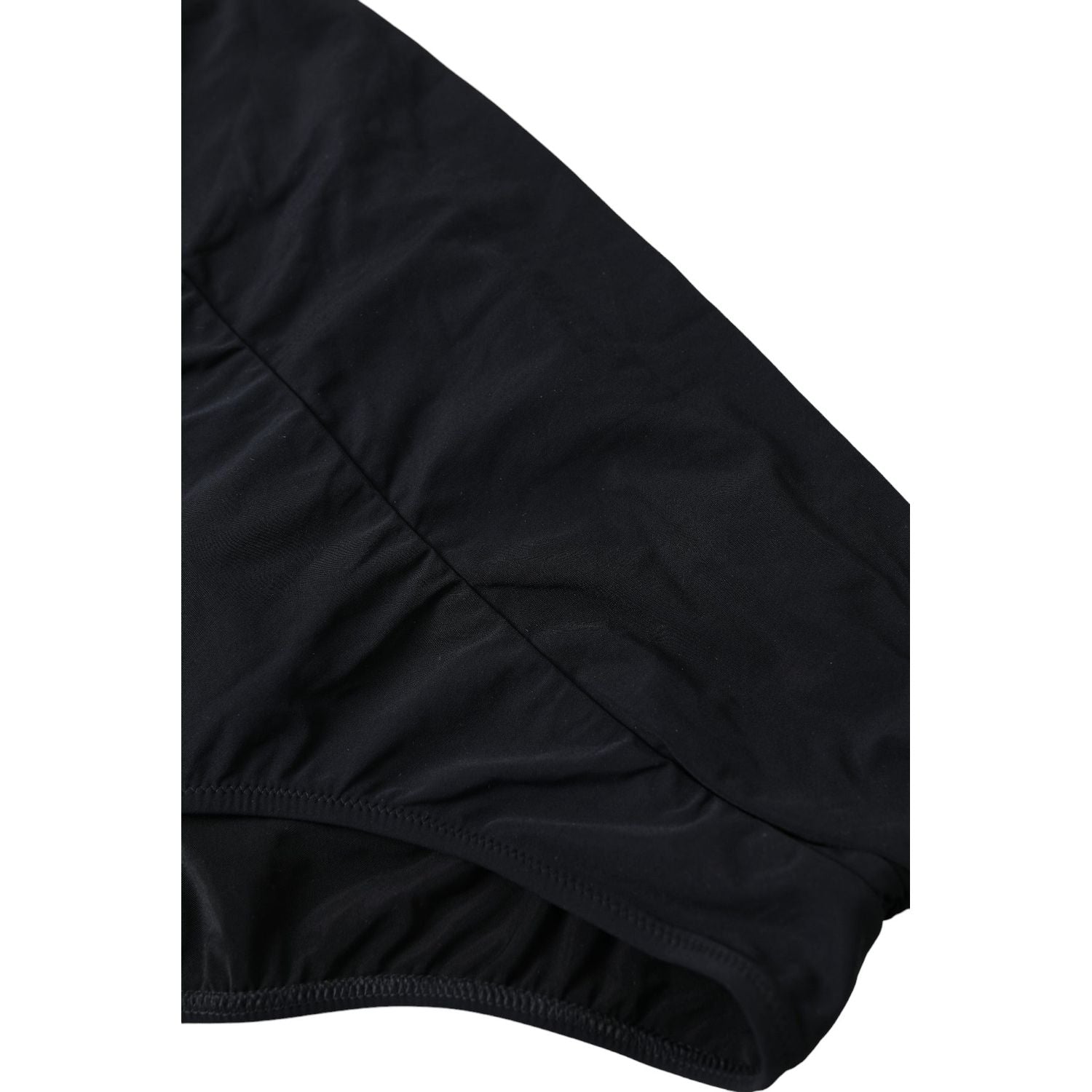 الجزء السفلي من بيكيني دولتشي آند غابانا الأسود الأنيق - أناقة الشاطئ المطلقة