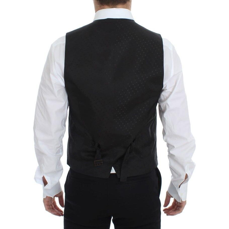 سترة أنيقة من الحرير والصوف باللون الأسود من دولتشي آند غابانا