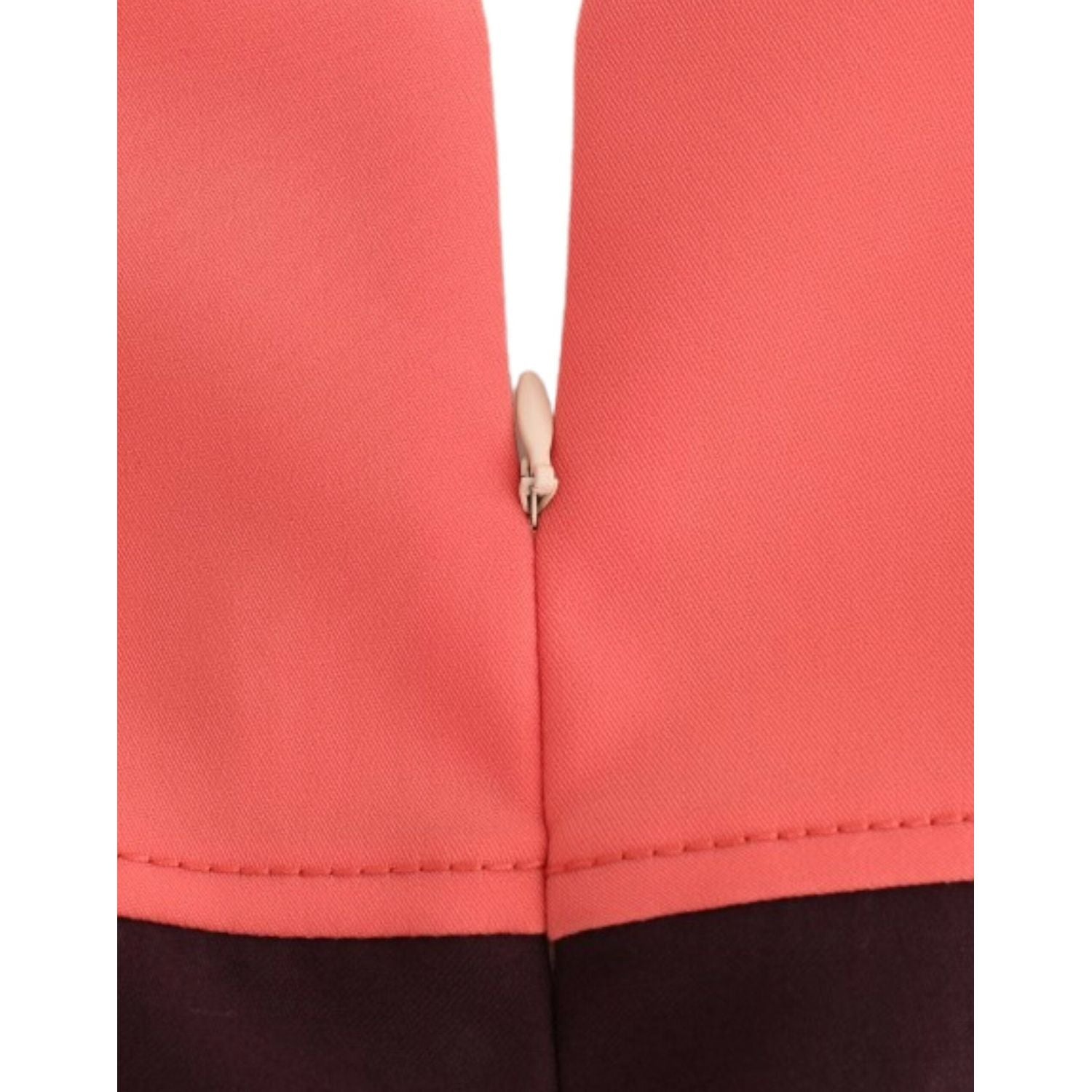 充满艺术气息的多色铅笔裙