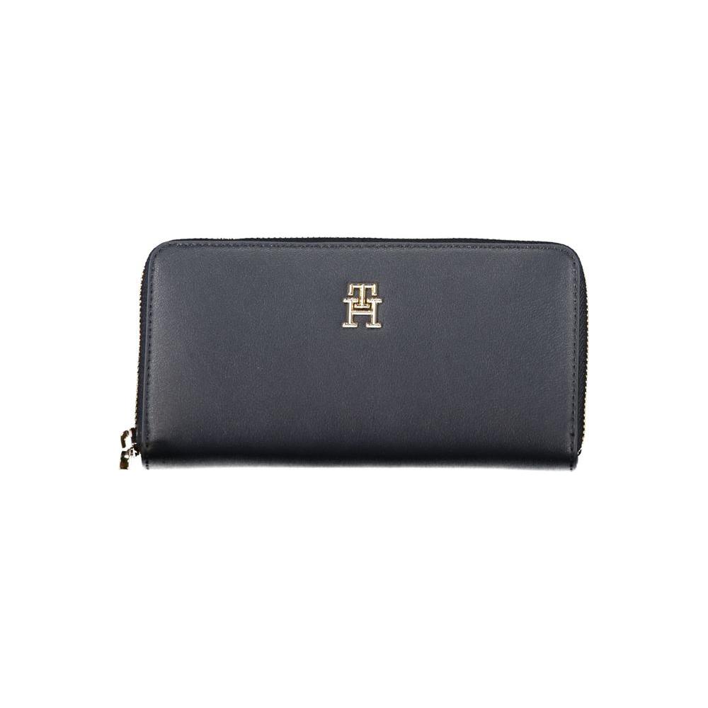 Tommy Hilfiger Chic Blue Organizer Wallet with Ample Space Tommy Hilfiger