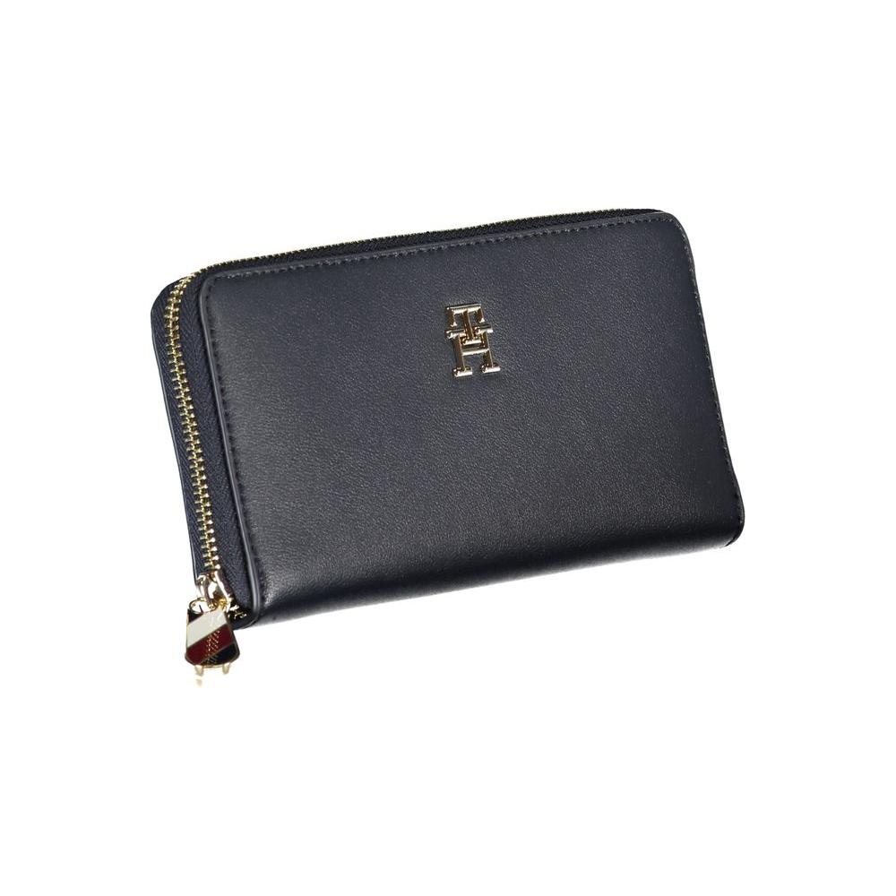 Tommy Hilfiger Chic Blue Organizer Wallet with Ample Space Tommy Hilfiger