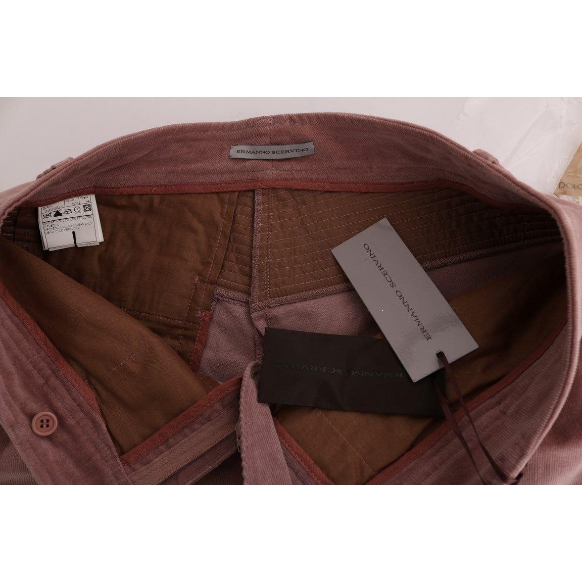 别致的粉色卡普里七分裤