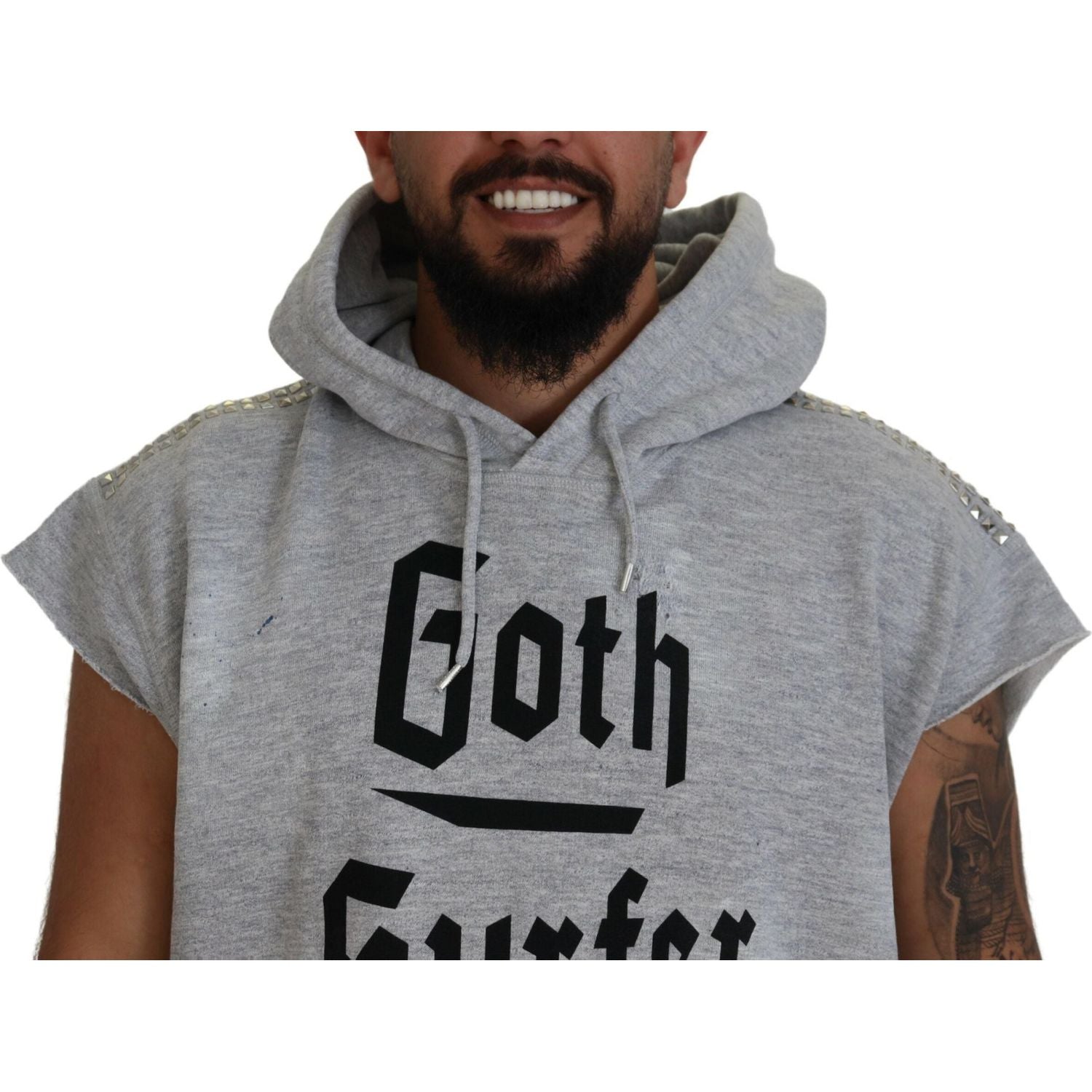 浅灰色棉质短袖连帽T恤