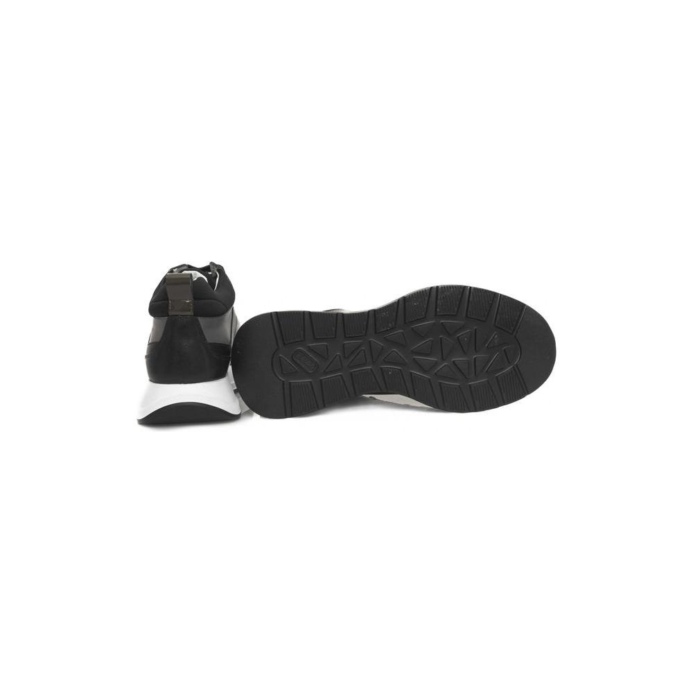 حذاء رياضي نسائي من الجلد الأسود من Cerruti 1881