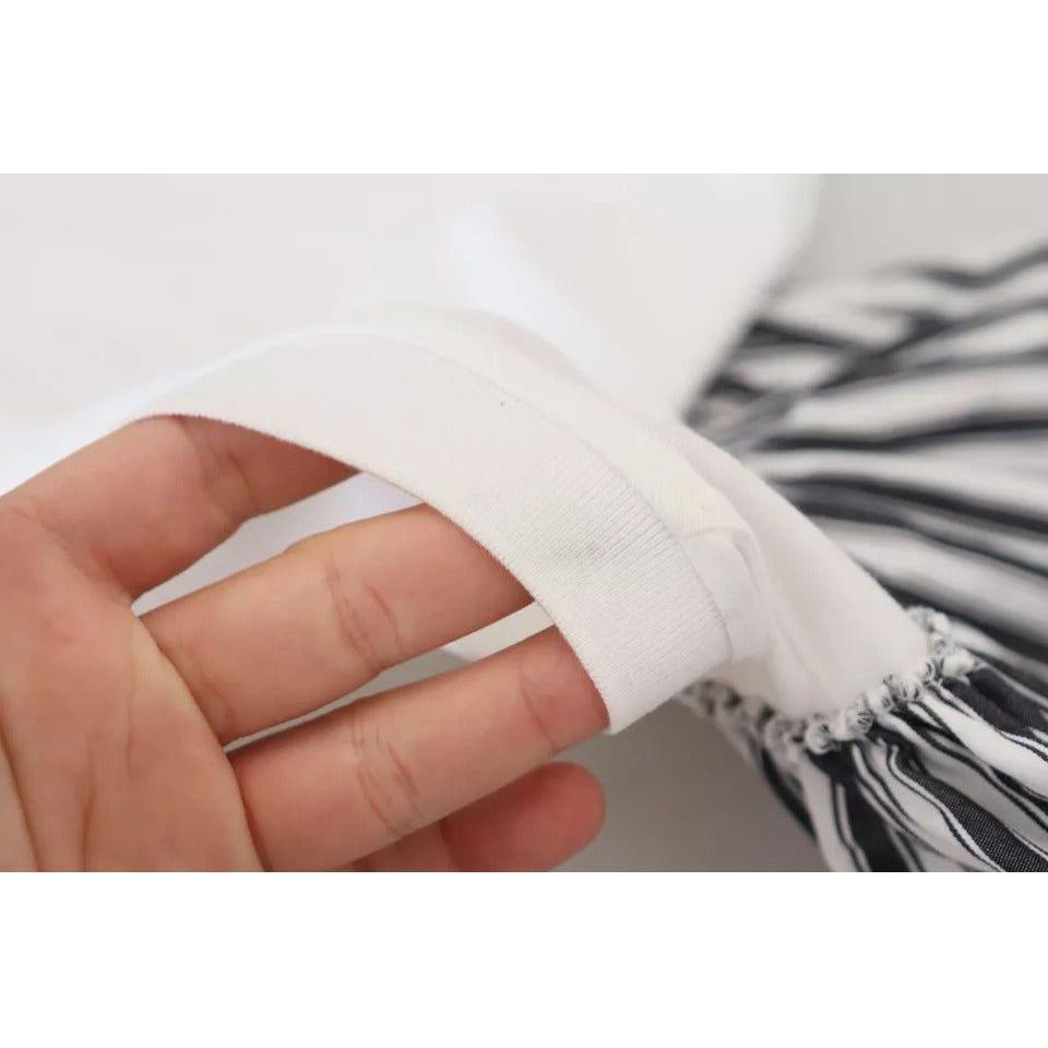 بلوزة دولتشي آند غابانا مخططة باللون الأبيض بأكمام قصيرة