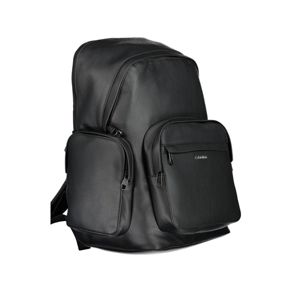 Front view with bag zipped and handles upright.