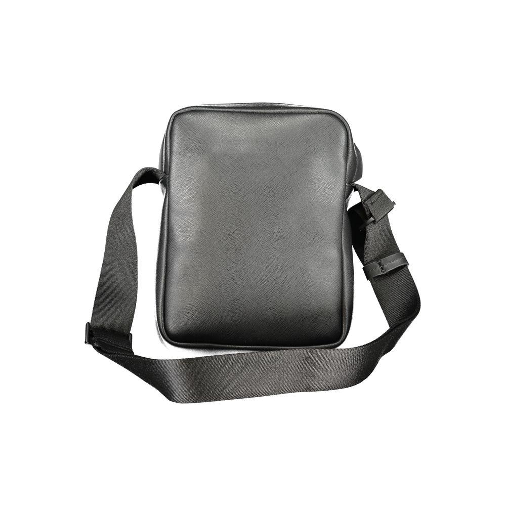 Front view with bag zipped and handles upright.