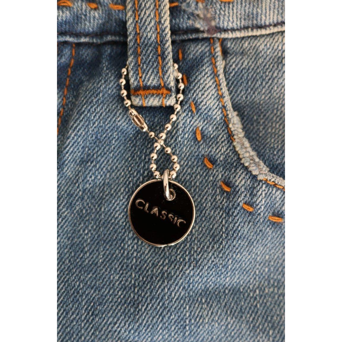 时尚经典版型直筒蓝色牛仔裤