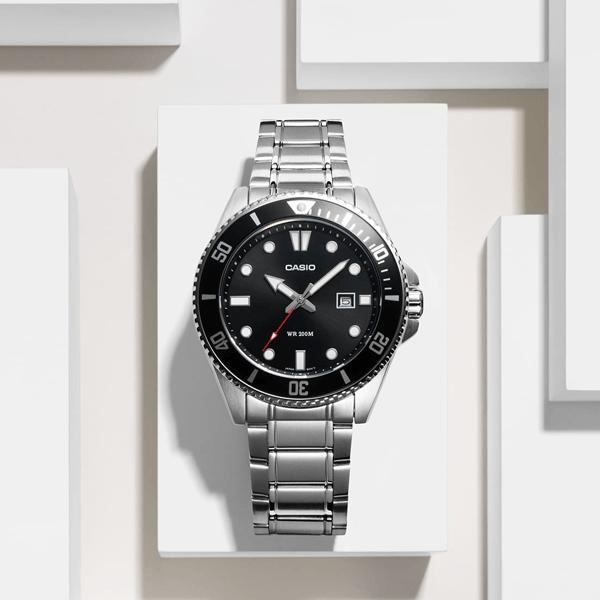 CASIO COLLECTION Mod. DIVER DATE 200M - BLACK