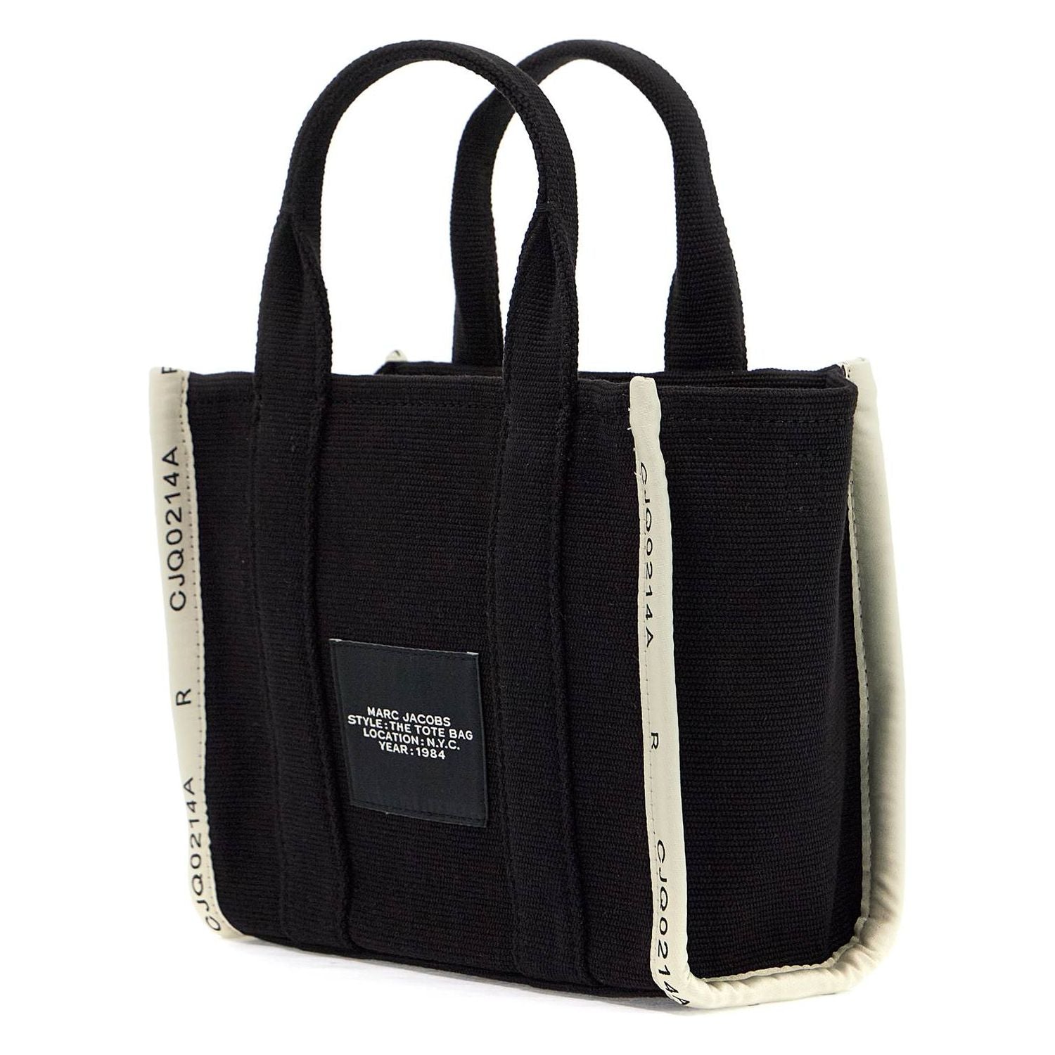 Front view with bag zipped and handles upright.